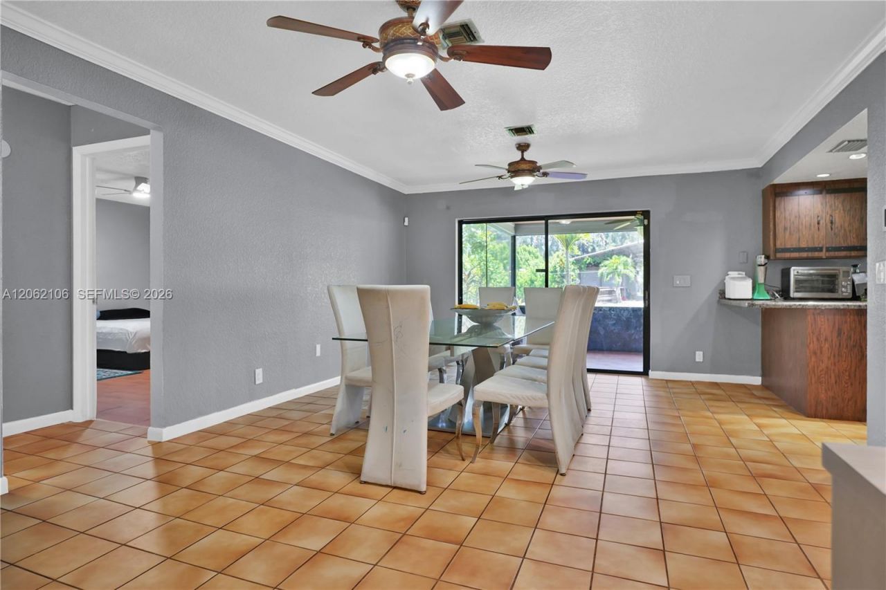 2587 E Rd , Loxahatchee, FL 33470 Photo