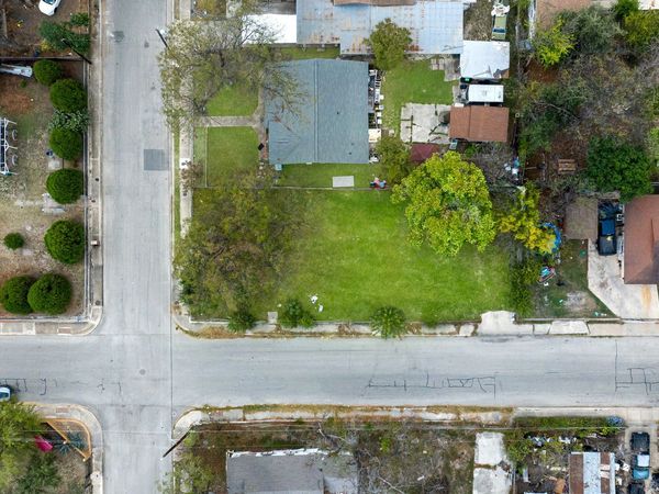 201 N SAN GABRIEL AVE, San Antonio, TX 78237