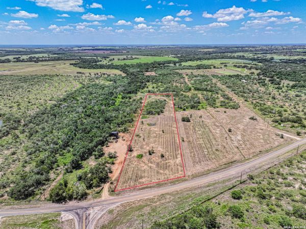 5986 Fm 1107 Unit B, Stockdale, TX 78160