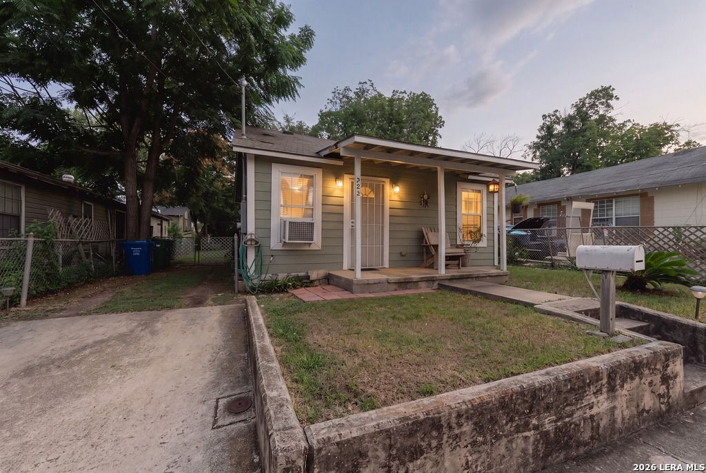 202 Teresa, San Antonio, TX 78214 Main Photo