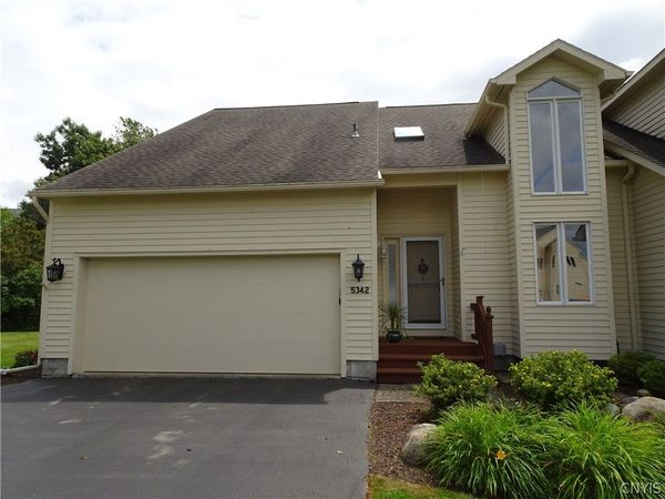 5342 Bunker Hill , Syracuse, NY 13207