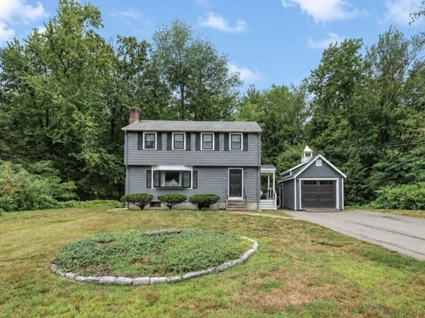 25 Foxtail Rd, Hanover, MA 02339