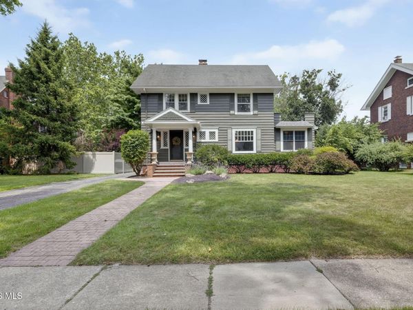 319 E Broadway Street, Maumee, OH 43537