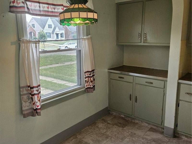 4518 Archmere Avenue , Cleveland, OH 44109 Photo 5