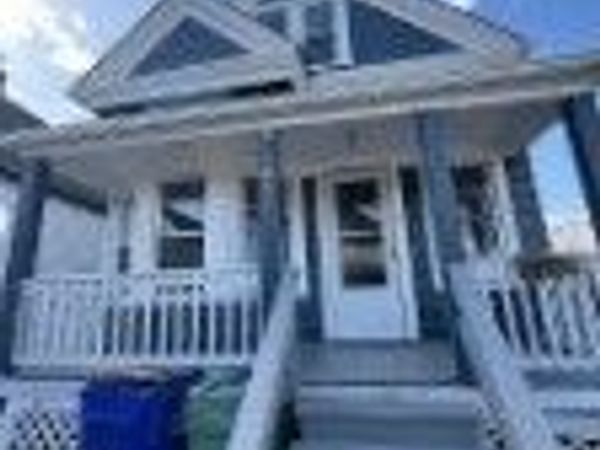 3028 W 104th Street , Cleveland, OH 44111
