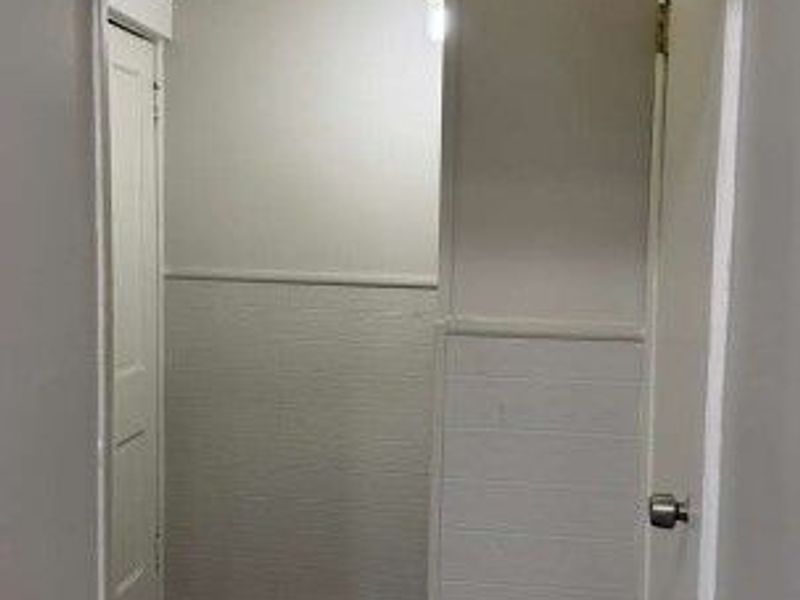 3028 W 104th Street, Cleveland, OH 44111 Photo 5