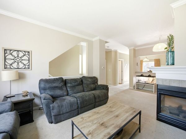 1385 New Haven Drive , Unit 1385, Cary, IL 60013