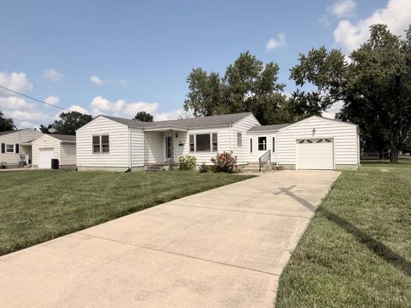 400 Brelsford Avenue, Trenton, OH 45067