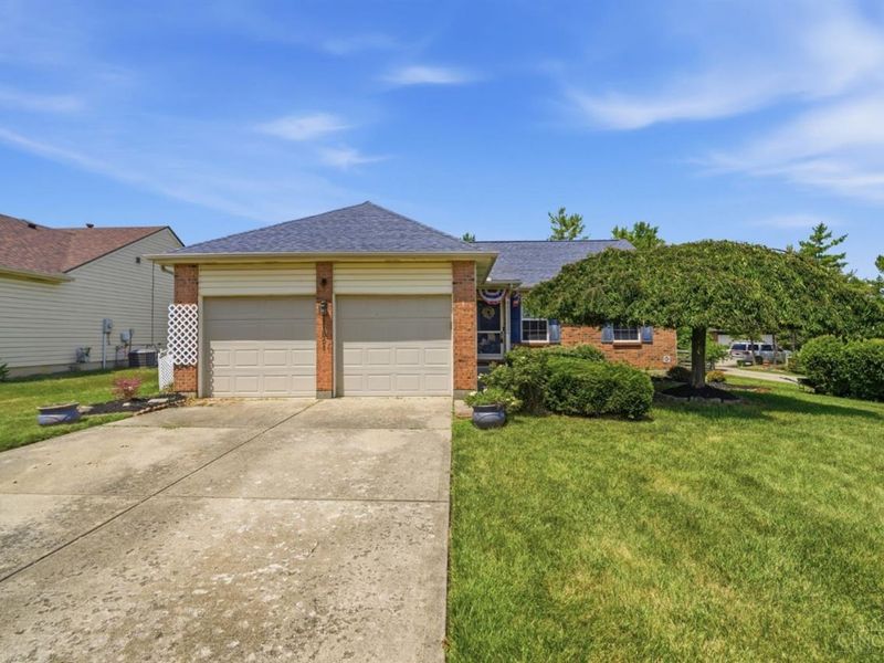11861 Kittrun Court, Colerain Township, OH 45231 Photo 1