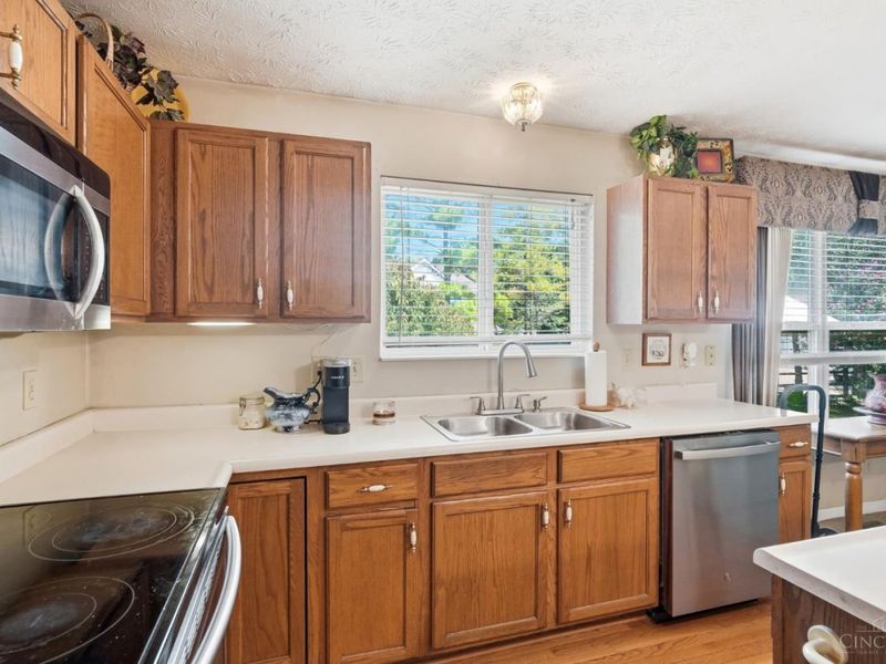 11861 Kittrun Court, Colerain Township, OH 45231 Photo 17