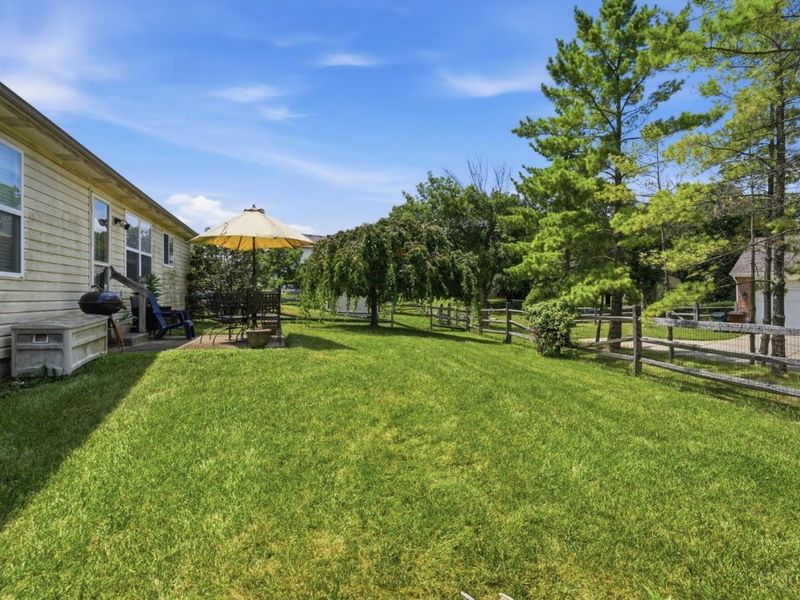 11861 Kittrun Court, Colerain Township, OH 45231 Photo 32