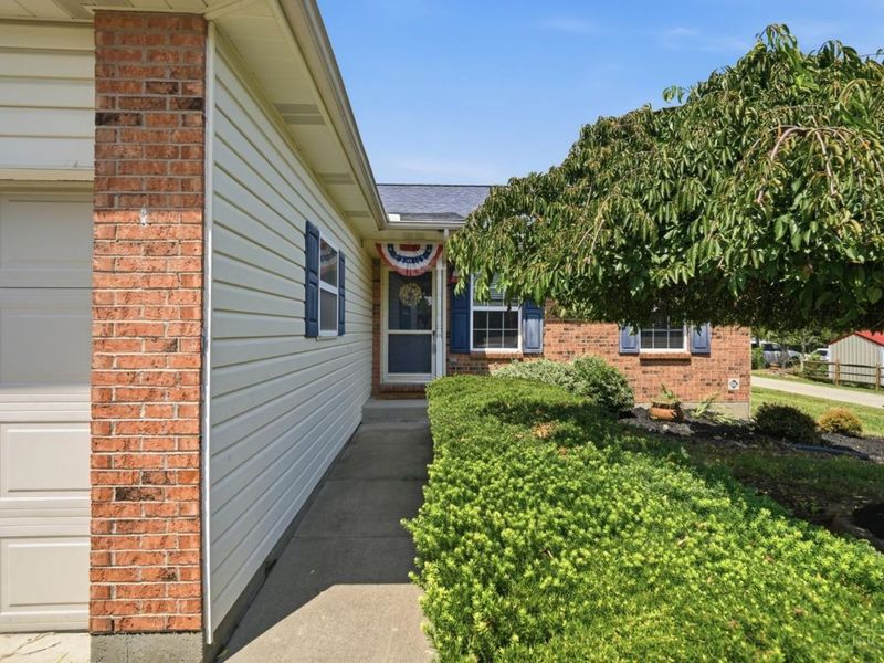 11861 Kittrun Court, Colerain Township, OH 45231 Photo 4