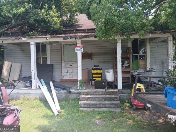 205 Perkins Street, Alma, GA 31510