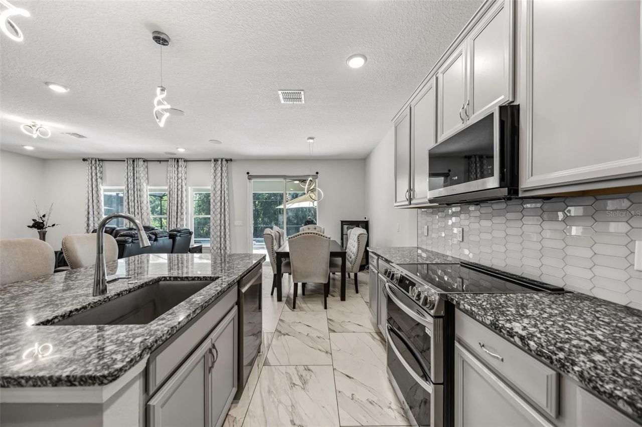 1260 Bristol Oaks Way, Orlando, FL 32825 Photo