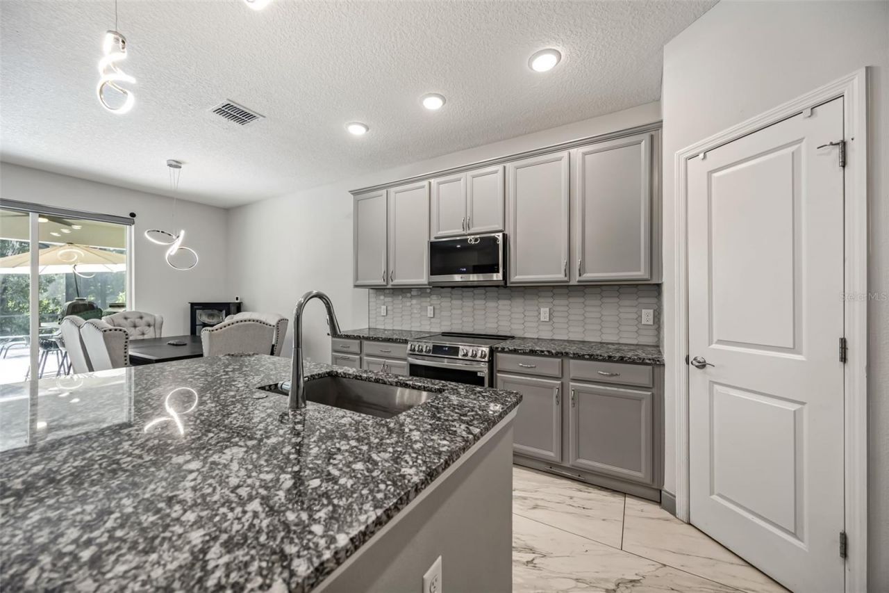 1260 Bristol Oaks Way, Orlando, FL 32825 Photo