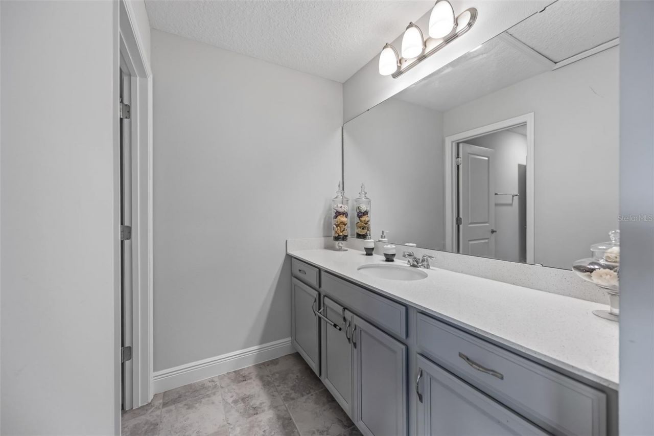 1260 Bristol Oaks Way, Orlando, FL 32825 Photo