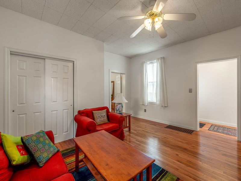 326 Grandview Avenue, Bellevue, KY 41073 Photo 4