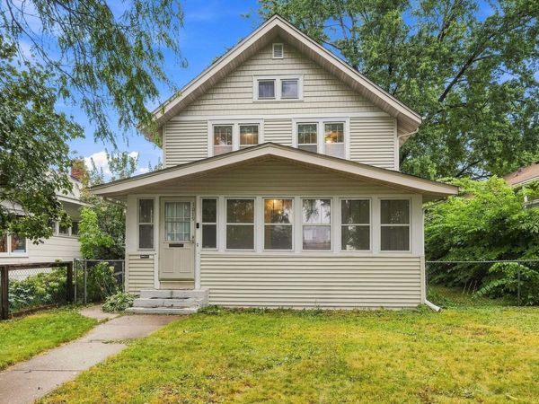 1019 Sherburne Avenue, Saint Paul, MN 55104
