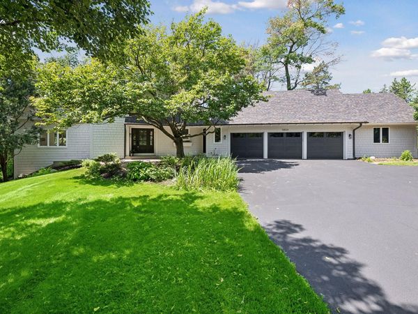 5804 Schaefer Road , Edina, MN 55436