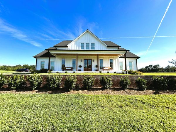 127 Bosham Rd, Westmoreland, TN 37186