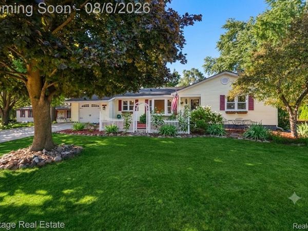 3111 Mann Road, Waterford Township, Mi 48329