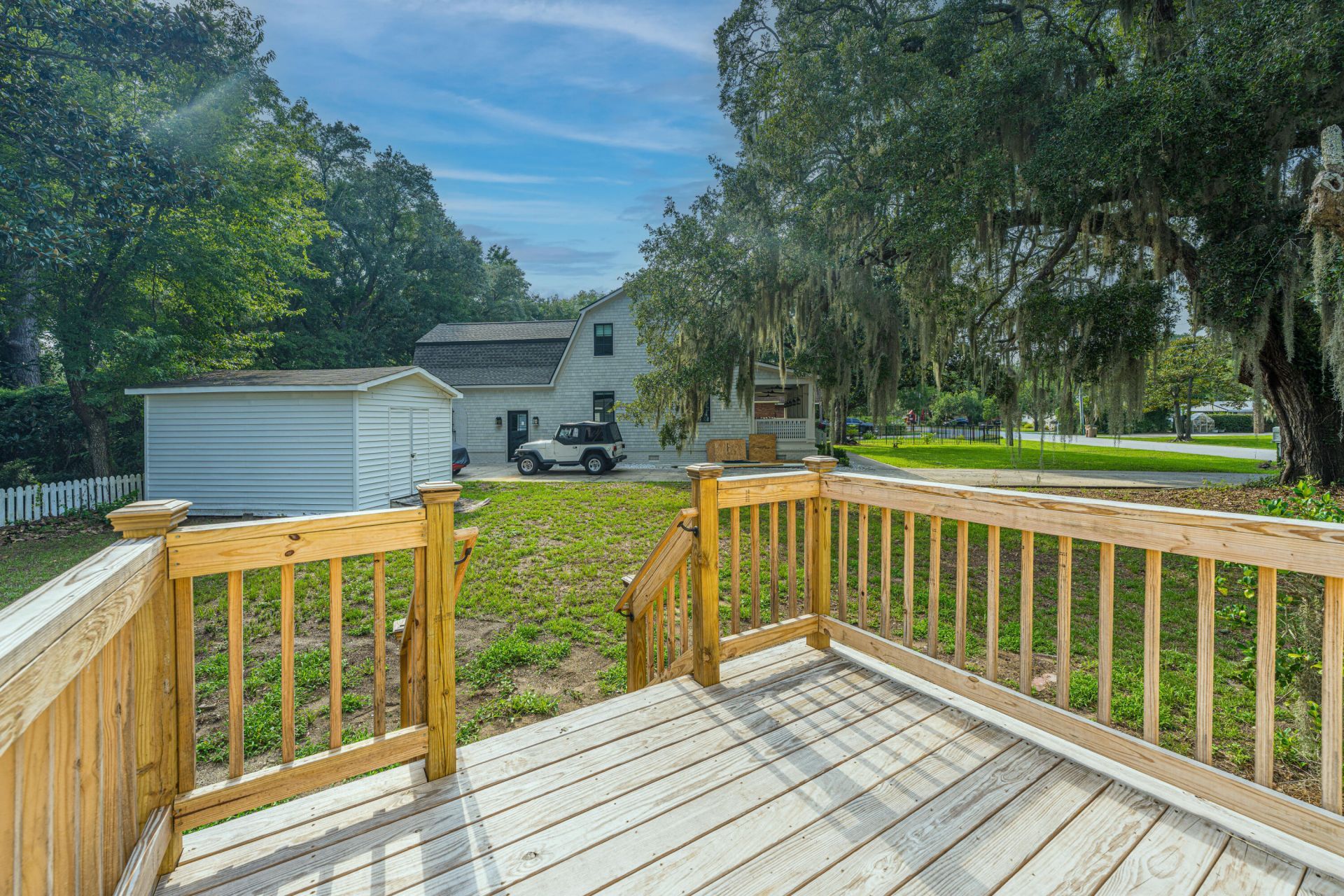 728 Gilmore Court Photo 34