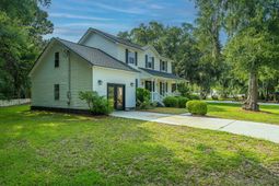 728 Gilmore Court photo 4