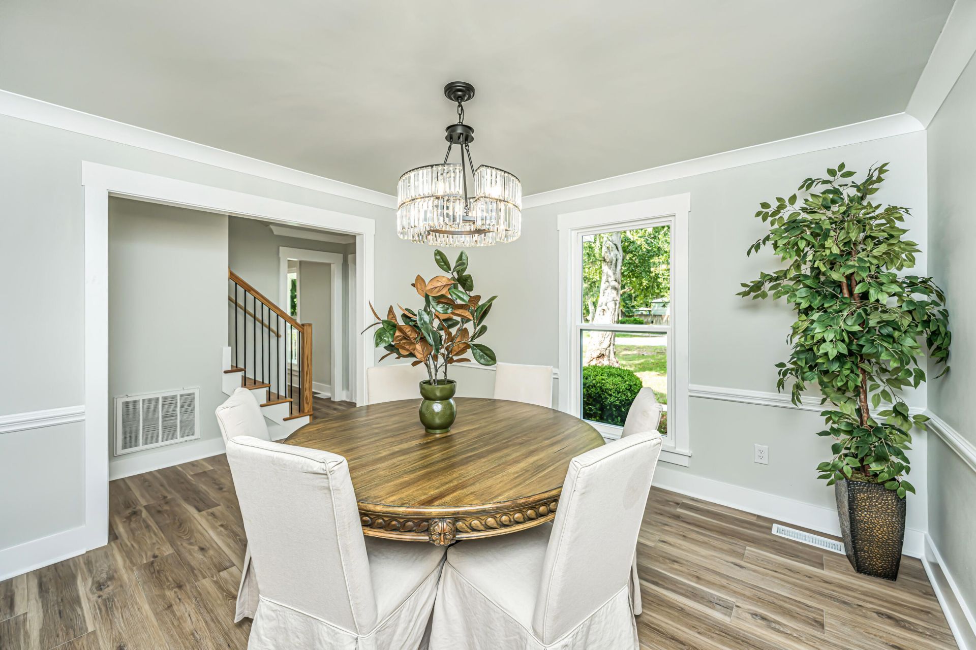 728 Gilmore Court Photo 8