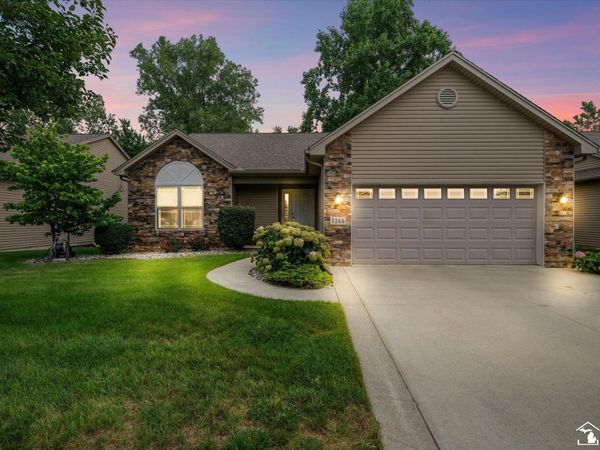 7266 Grey Estates Drive, Lambertville, MI 48144