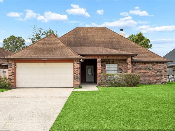 1826 KINGS ROW Drive , Slidell, LA 70461