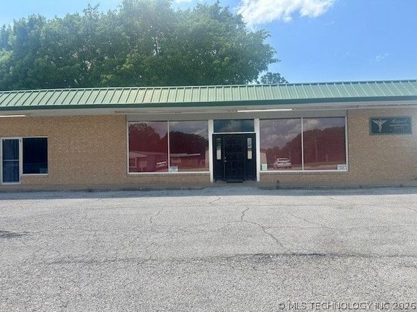 11 Sheraton Drive , Ardmore, OK 73401