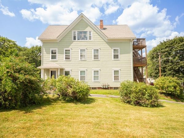 18 Steele St, Worcester, MA 01607