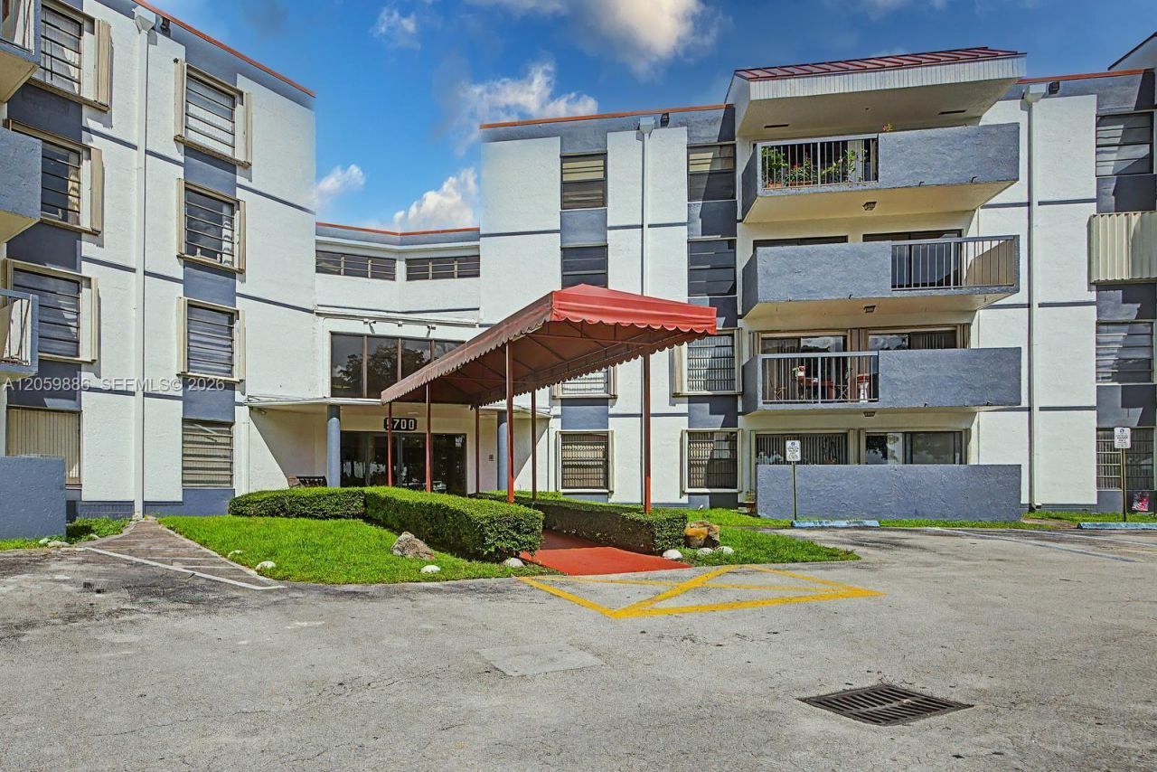 5700 SW 127th Ave , Unit 1305, Miami, FL 33183 Photo