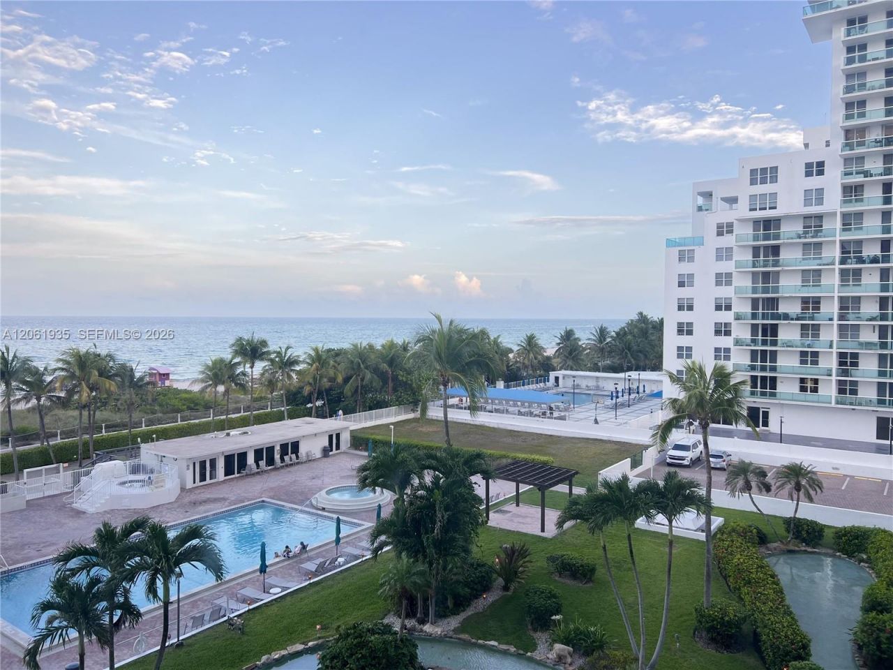 5005 Collins Ave, Unit 518, Miami Beach, FL 33140 Photo
