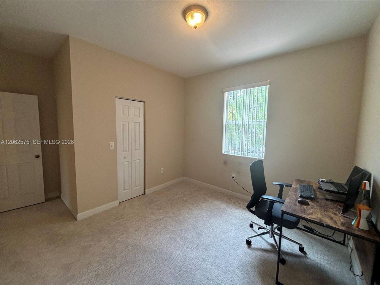 1015 NE 208th St , Miami, FL 33179 Photo