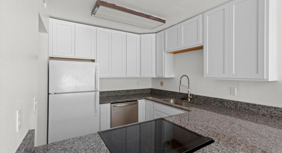 2555 Clear Acre Lane, Unit APT 32, Reno, NV 89512 Photo