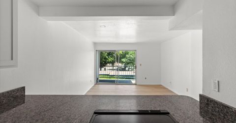 2555 Clear Acre Lane, Unit APT 32, Reno, NV 89512 Photo