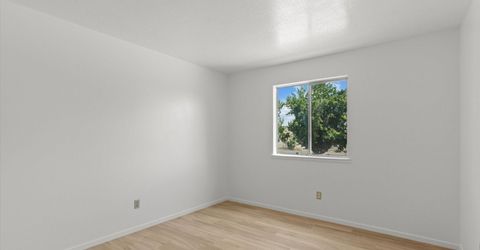 2555 Clear Acre Lane, Unit APT 32, Reno, NV 89512 Photo