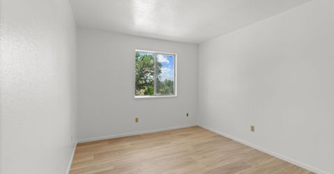 2555 Clear Acre Lane, Unit APT 32, Reno, NV 89512 Photo