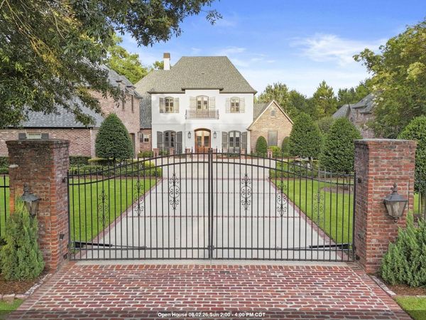 4505 Bluebonnet Rd, Baton Rouge, LA 70809