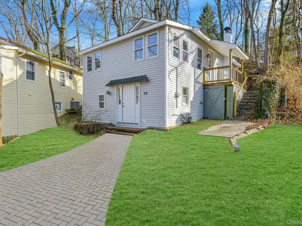 34 Glenna Little Trail , Huntington, NY 11743