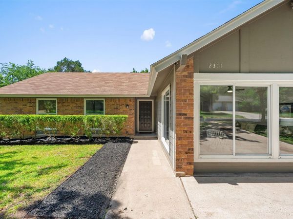 2311 Sheri Oak LN, Austin, TX 78748