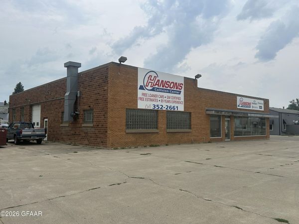 110 5TH Street W, Grafton, ND 58237