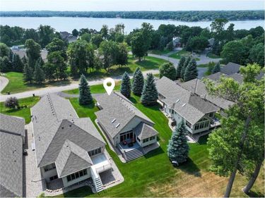 3935 Geneva Golf Club Drive NE, Alexandria, MN 56308