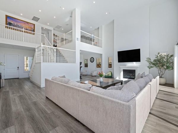 5085 Glacier Peak Dr, El Dorado Hills, CA 95762