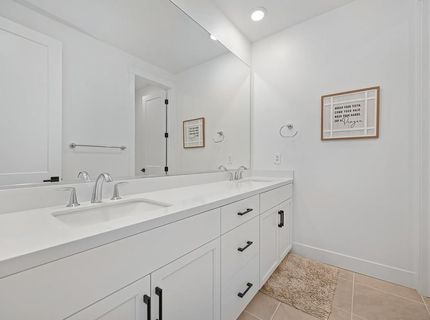 5085 Glacier Peak Dr, El Dorado Hills, CA 95762 Photo