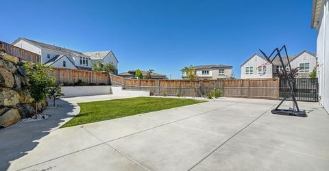 5085 Glacier Peak Dr, El Dorado Hills, CA 95762 Photo