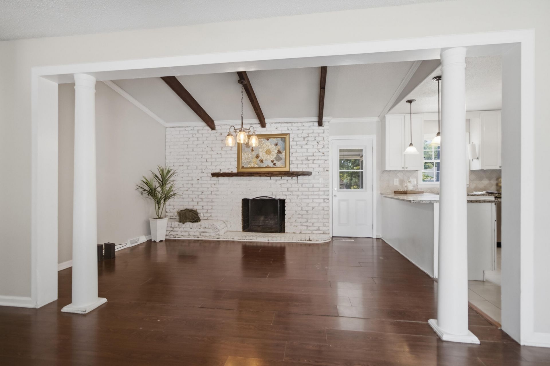 102 Marmet Court Photo 12