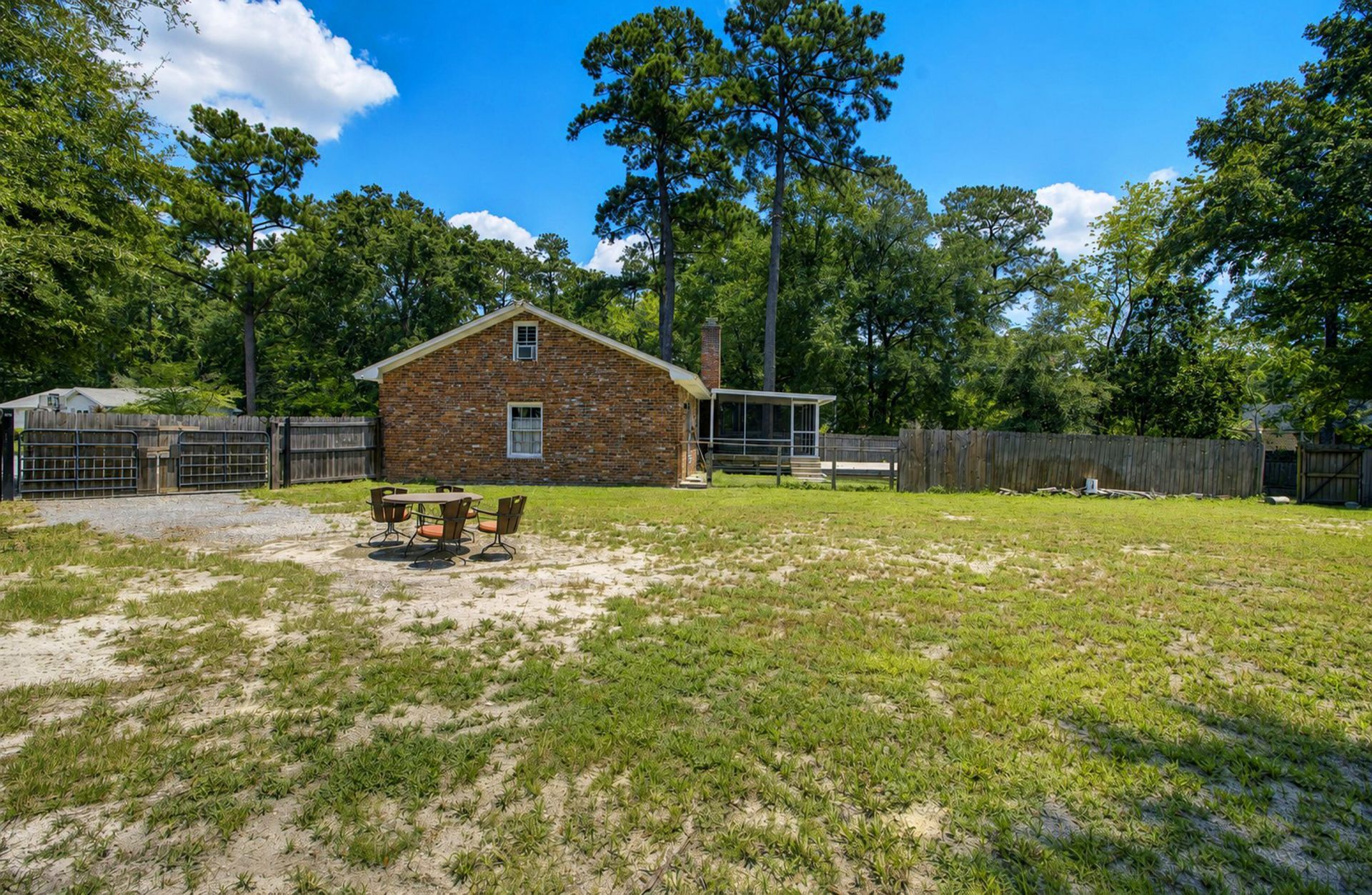 102 Marmet Court Photo 38