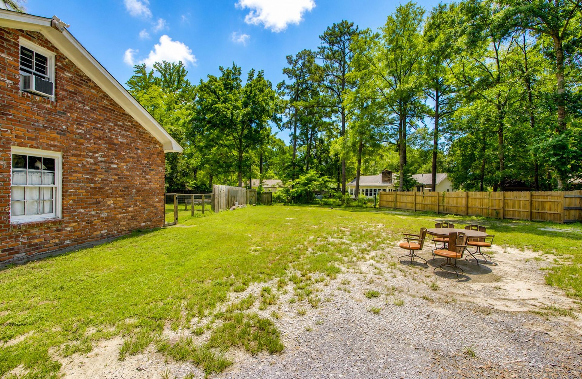102 Marmet Court Photo 40